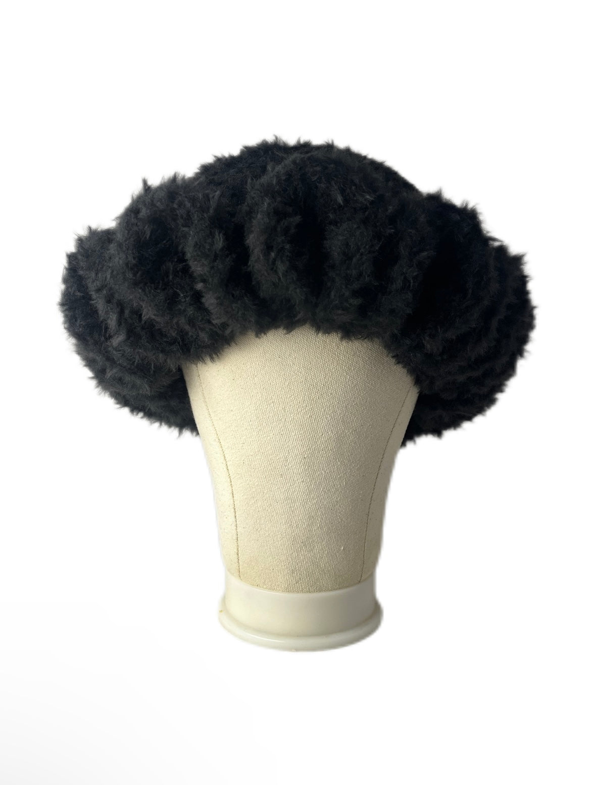 Black Ruffle